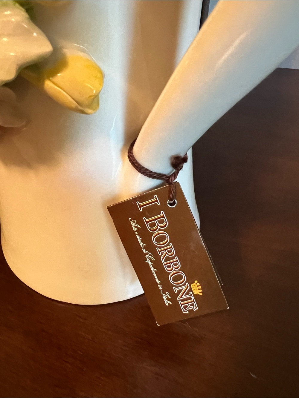 i Borbone Italian Ceramic Vase in Cream (with yellow and pink flowers)